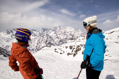 FORFAIT + MENU SELF SERVICE  + CLASES COLECTIVAS 2 DÍAS PAL-ARINSAL