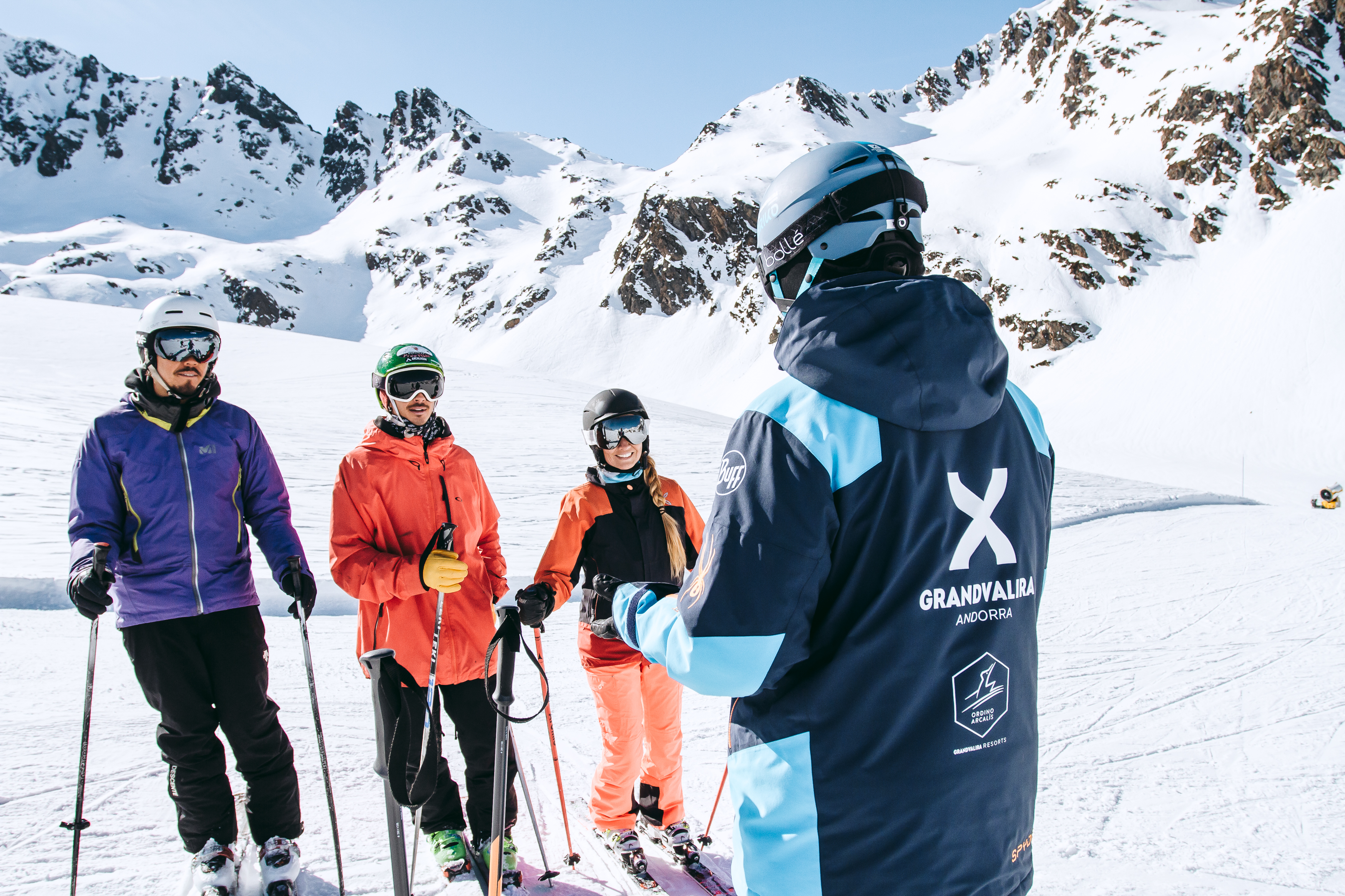 FORFAIT + CLASES COLECTIVAS ORDINO-ARCALIS 3 DÍAS