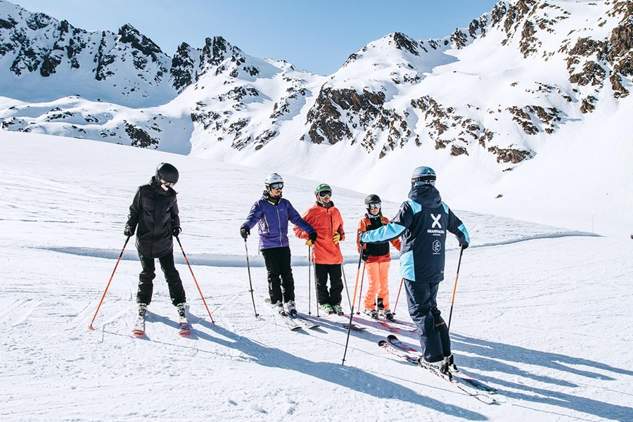 CLASES COLECTIVAS PAL-ARINSAL 15 HORAS 5 DÍAS